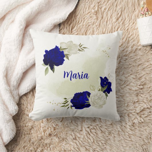 Coussin bleu royal fleurs blanches feuilles vertes (Couverture)