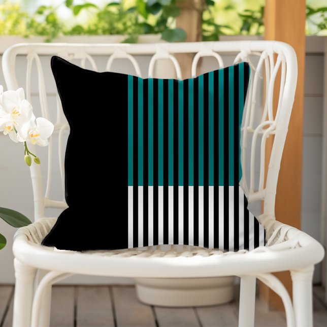 Coussin Bloc de couleur moderne Turquoise rayé noir blanc (Créateur téléchargé)