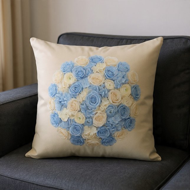 Coussin Blue & Ivory Floral (Créateur téléchargé)
