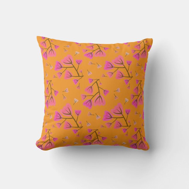 Coussin Blushing Petals Floral Throw Pillow (Recto)