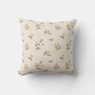 Coussin Boho Dainty Floral Flowers on Cream