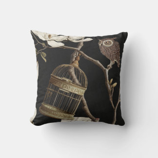 Coussin Bosquet de magnolias avec hiboux 01 Noir Blanc Oli