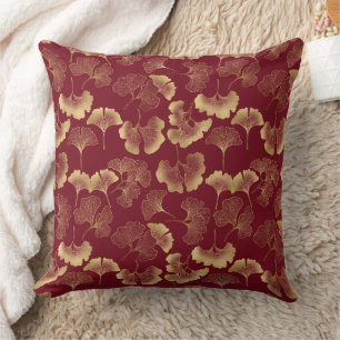 Coussin Botanique Or Luxueux en Rouge pour un Style Chic
