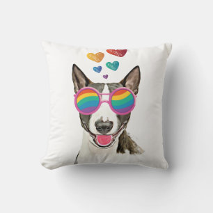Coussin Bouledogue avec des cœurs pour la Saint-Valentin 
