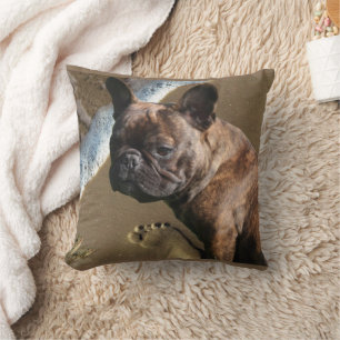 Coussin Bouledogue français au bord de la mer French Bulld