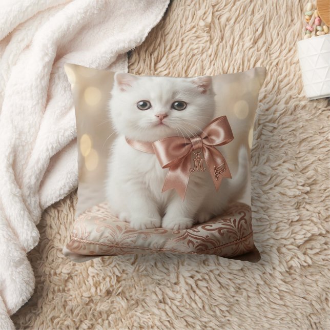 Coussin Boutique Élégant Chatons Blancs (Couverture)