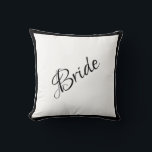 Coussin Bride noir Script Mariage chic<br><div class="desc">Un magnifique script noir Bride et un coussin découpé pour votre maison. Un grand cadeau de douche. Un cadeau de félicitations serait une merveilleuse surprise pour la Mariée. Grand cadeau mariage avec mariage Groom coussin que nous offrons.</div>