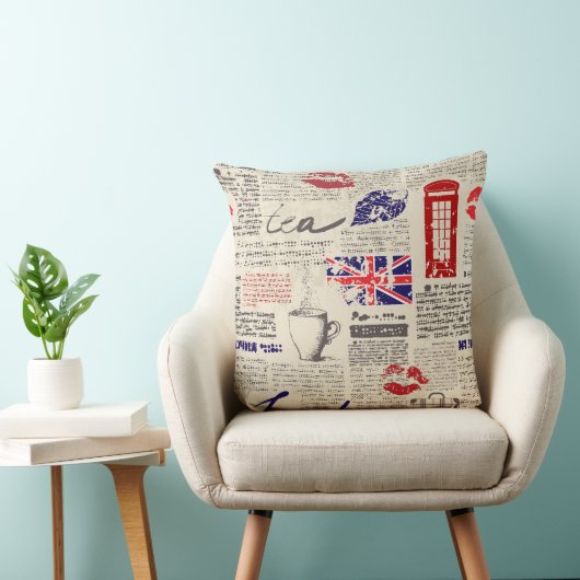 Coussin British newspaper pattern (Chaise)