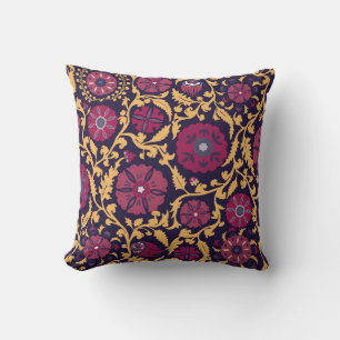 Coussin Broderie fleurie ouzbèke, motif vintage.