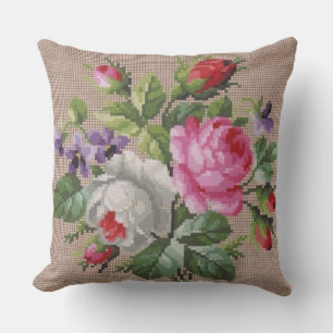 Coussin Broderie Florale Rose et Blanc Vintage au Point de