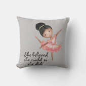 Coussin Brown fille Ballerina avec devis (Recto)
