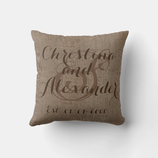 Coussin Brown Rustic Burlap Look Mariage Nom monogramme (Verso)