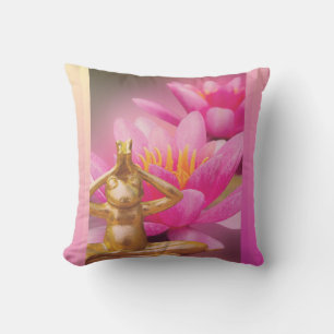 Coussin BuddhaToday V3 #4 Grenouille en fleurs