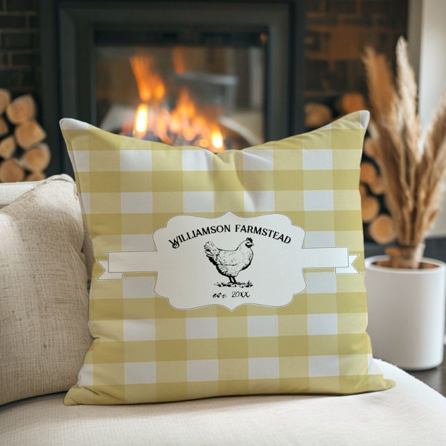 Coussin Buffle Jaune Plaid Agritourisme Poulet Épervier (Yellow Buffalo Plaid Farm Chicken Throw Pillow)