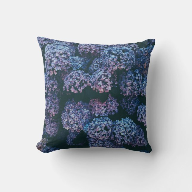 COUSSIN BUSH SUR LE CÔTÉ (Recto)