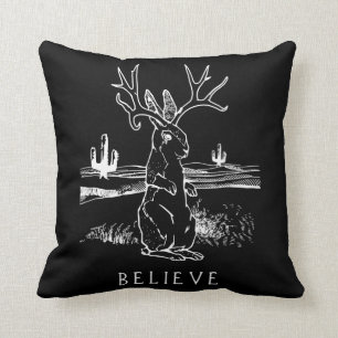 Coussin Cadeau de lapin Croyez le Jackalope