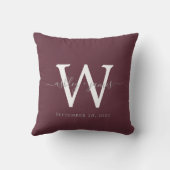 Coussin Cadeau de mariage chic monogramme bordeaux (Verso)