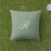Coussin Cadeau de mariage initial de monogramme vert sauge (Herbe)