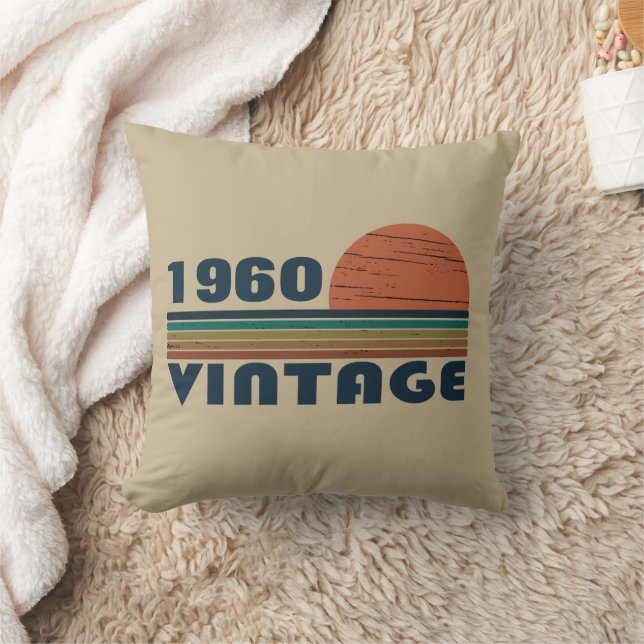 Coussin Cadeaux d'anniversaire vintages personnalisés (Couverture)