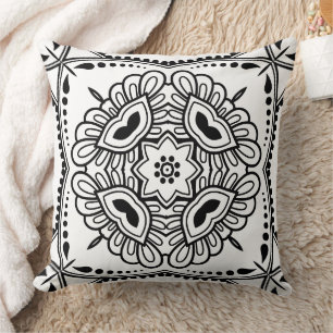 Coussin Cadre de motif mandala noir et blanc