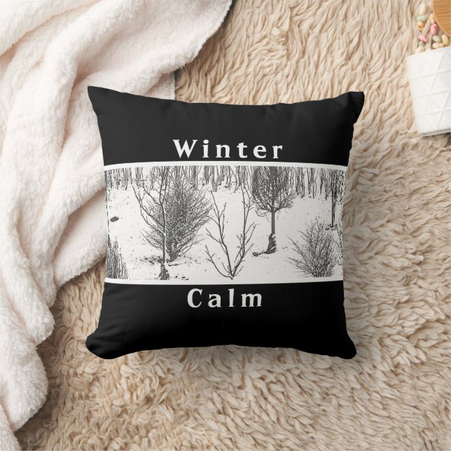 COUSSIN CALME D'HIVER/BEAUTÉ DE L'HIVER/ARBRES/B & W. (Couverture)