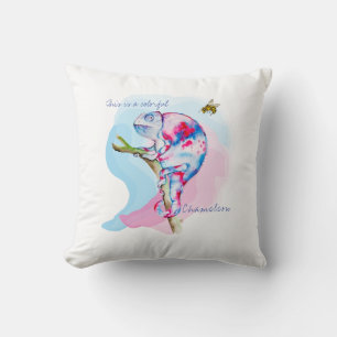 Coussin Caméléon d'aquarelle et abeille colorés.