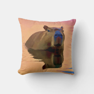 Coussin Capybara Émergée d'un lac paisible