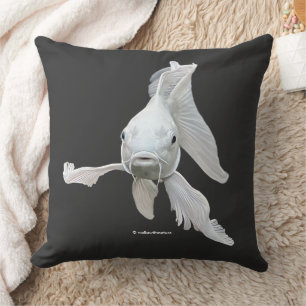 Coussin Carpe Koi Papillon Platine Époustouflante