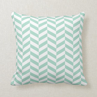 Coussin Carreau en arête de poisson vert en bon état