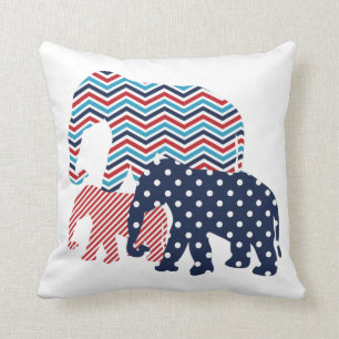 Coussin Carreau rouge, blanc, et bleu d'éléphants