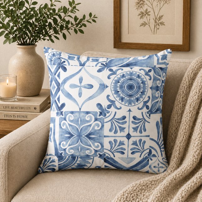 Coussin Carreaux Bleus et Blancs Inspirés  (Créateur téléchargé)