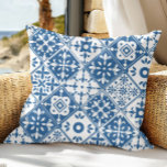 Coussin Carrelage bleu Santorin thème grec/espagnol<br><div class="desc">Carrelage bleu musical méditerranéen Dancing Queen nuptiale thème douche pillow.</div>