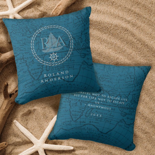 Coussin Carte de monogramme de corde nautique bleue (Nautical Rope Monogram Map Blue Throw Pillow)