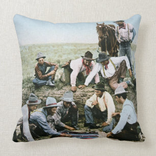 Coussin Carte postale dépeignant des cowboys jouant des
