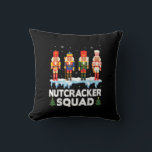 Coussin Casse-Noisette Squad Danse de ballet Correspondanc<br><div class="desc">C'est un gant de Christmas. Votre famille,  les amis ou les children aimeront que vous fassiez ce que vous voulez. Wishing you and your familiy and friends a Merry Christmas.</div>