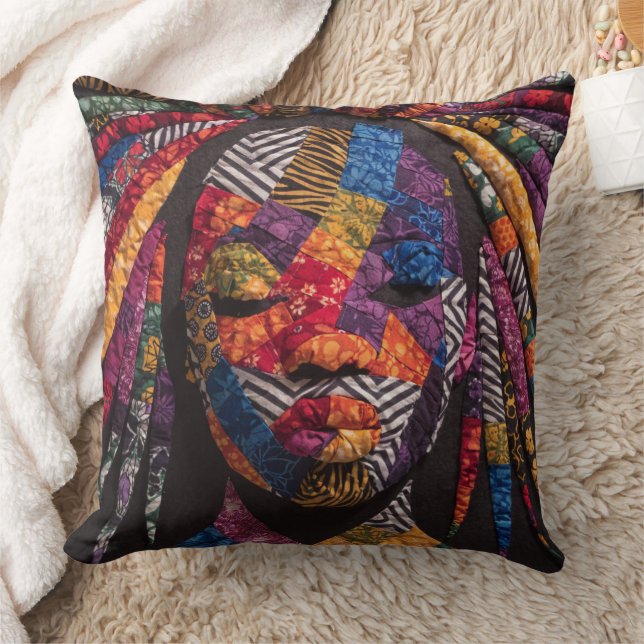 Coussin Celebrating Colorful Black Women Throw Pillow (Couverture)