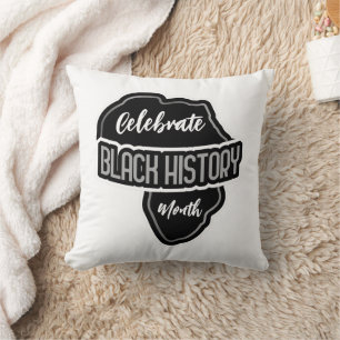 Coussin Célébrez le mois de l'histoire NOIRE en blanc