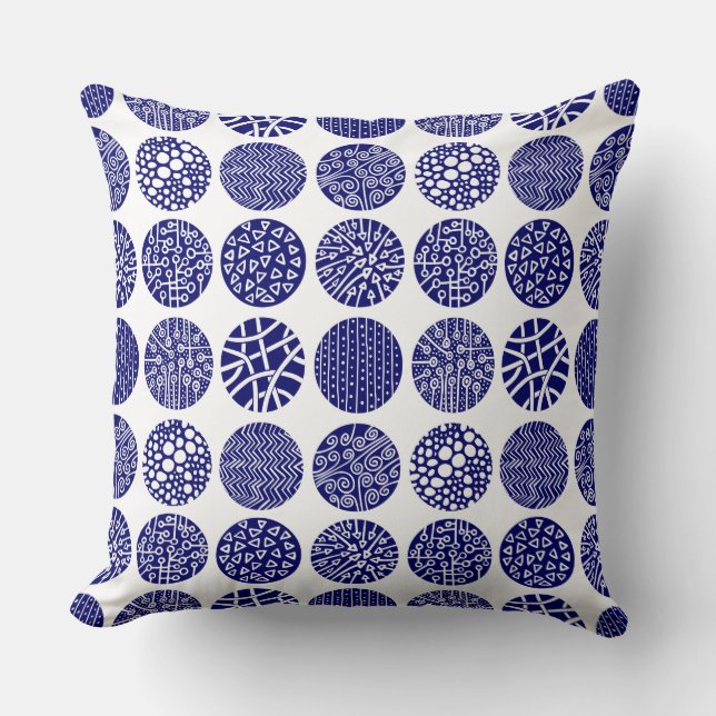 Coussin Cercles Décoratifs - Bleu Nuit et Blanc (Recto)