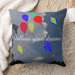 Coussin Cerfs-volants Ballons Nuages Douceurs 50 cm x 50 c