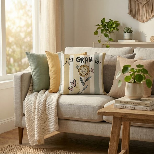 Coussin C'est Bien D'être Différent  (Créateur téléchargé)