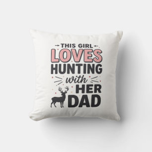 Coussin Cette fille adore chasser avec son papa design vin