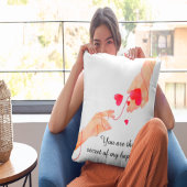 Coussin "Chaîne romantique rouge des mains et des coeurs d