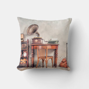 Coussin Chaise ancienne, vieille machine à écrire, radio r