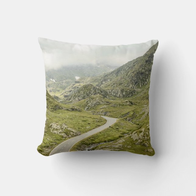 COUSSIN CHAMP ET MONTAGNE VERTS (Recto)