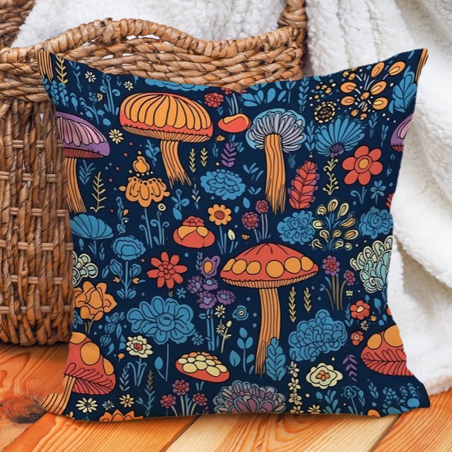 Coussin Champignons bleus orange Botanique vintage  (Orange mushrooms on navy blue decorator pillow)