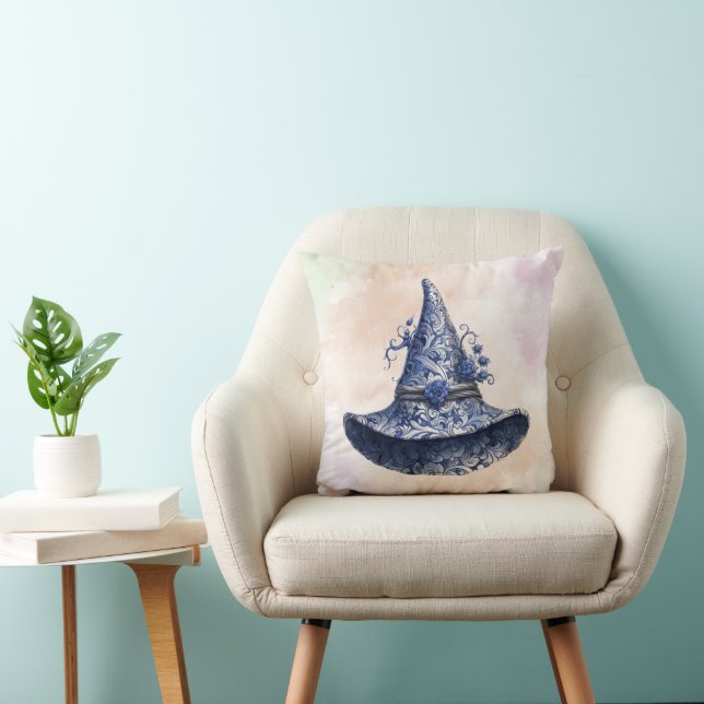 Coussin Chapeau de Sorcière Floral Bleu & Nuages Pastels H (Chaise)