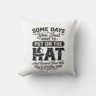 Coussin Chapeau de sorcière vintage typographie drôle de c