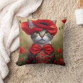Coussin Chat avec une robe faite de coquelicot (Couverture)