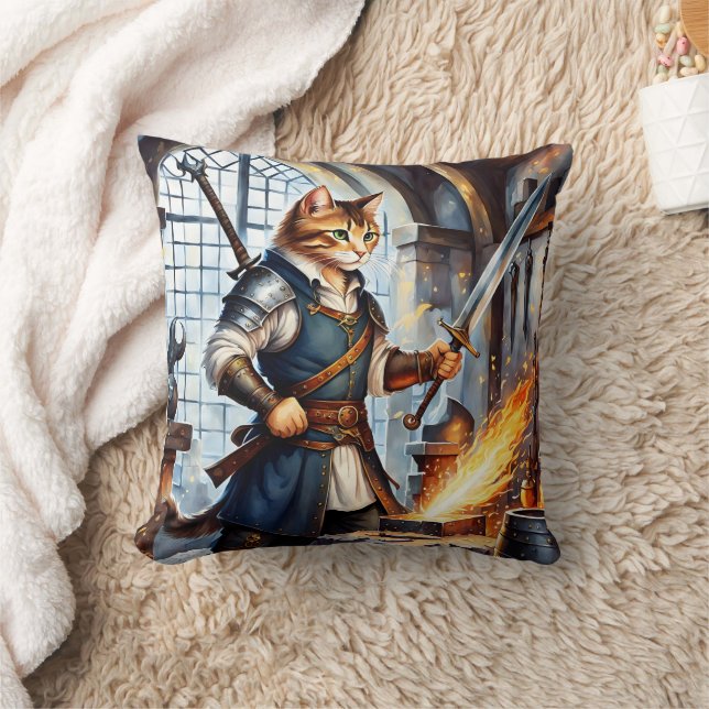 Coussin Chat brave forgeron forgeant une épée dans un atel (Couverture)