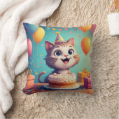 Coussin Chat de fête adorable avec gâteau et ballons (Couverture)